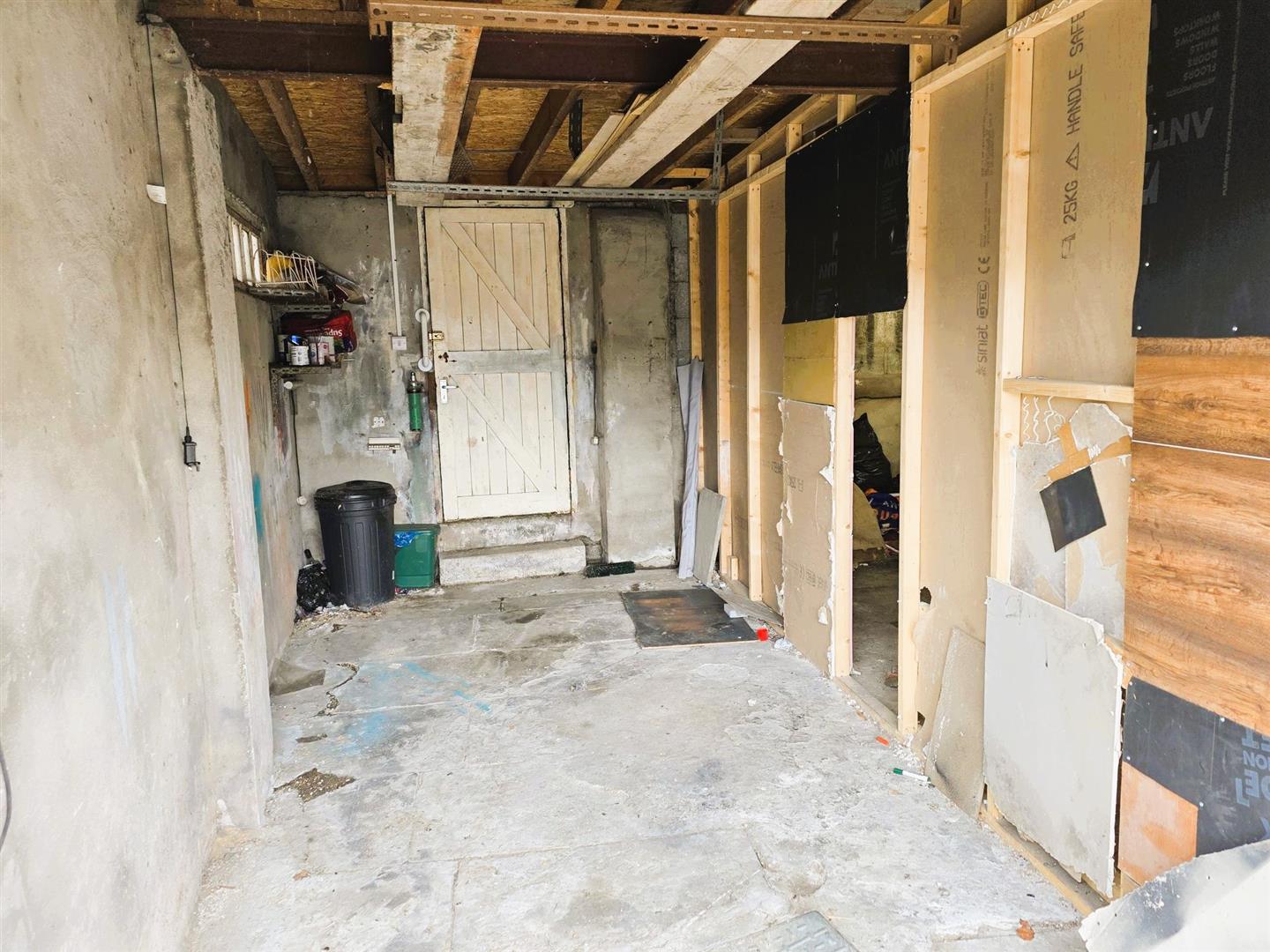 New Road, Llanelli, SA15 3DP